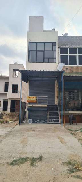 1 RK House for Rent  In Sector 87