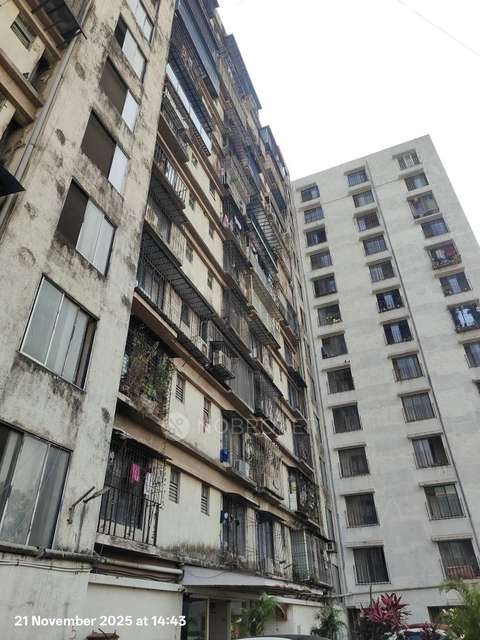 1 RK Flat In Royal Palms Piccadilly 3 For Sale  In Goregaon