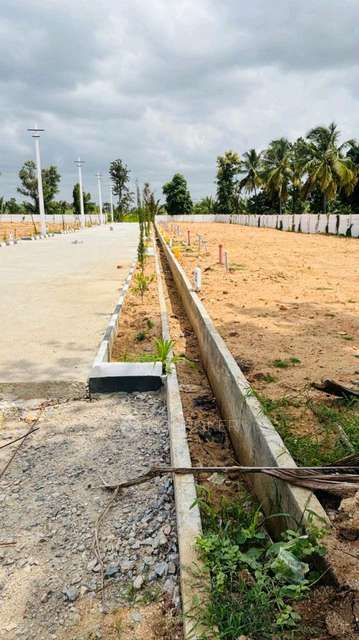 Plot For Sale  In Kns Mahadeshwara Town In Kanakapura Road