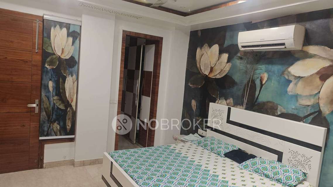 4 BHK Flat For Sale  In Ashok Vihar