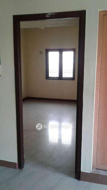 2 BHK Flat In Raj Brindhavan For Sale  In New Perungulathur 