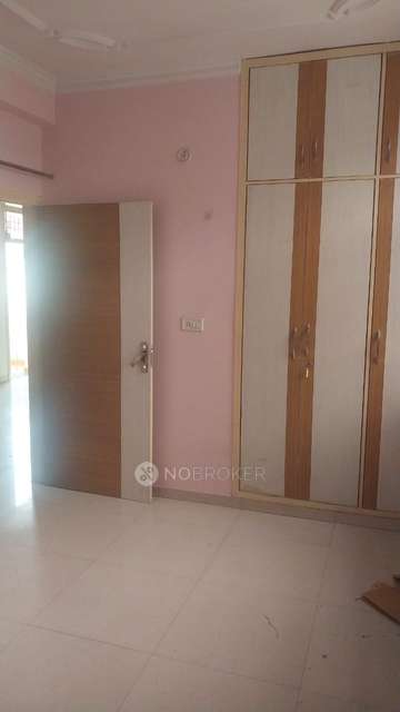 2 BHK Flat In Orange Sapphire Apartments For Sale  In Kakrola, Delhi