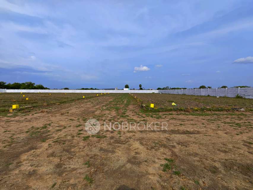 Plot For Sale  In Potheri To Guduvancheri Road In Keelakalani