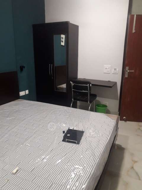 2 BHK Flat In Neelkanth Enclave, Sector 69 for Rent  In Sector 69