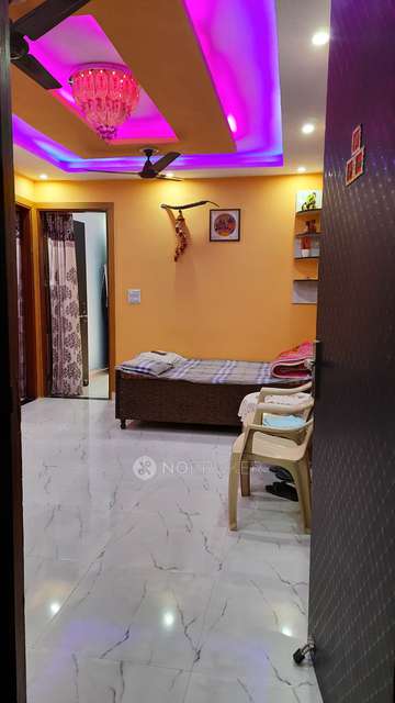 4 BHK Flat In Kanha Apartment,shri Radhe Radhe Resident Wellfare Association For Sale  In Hastsal