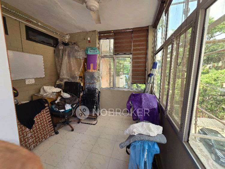 4 BHK Flat In Kd Block Pitampura For Sale  In Pitam Pura