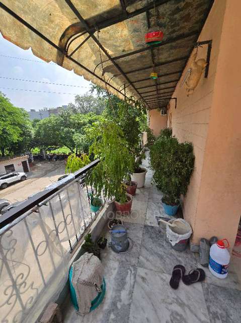 4 BHK Flat In Kd Block Pitampura For Sale  In Pitam Pura