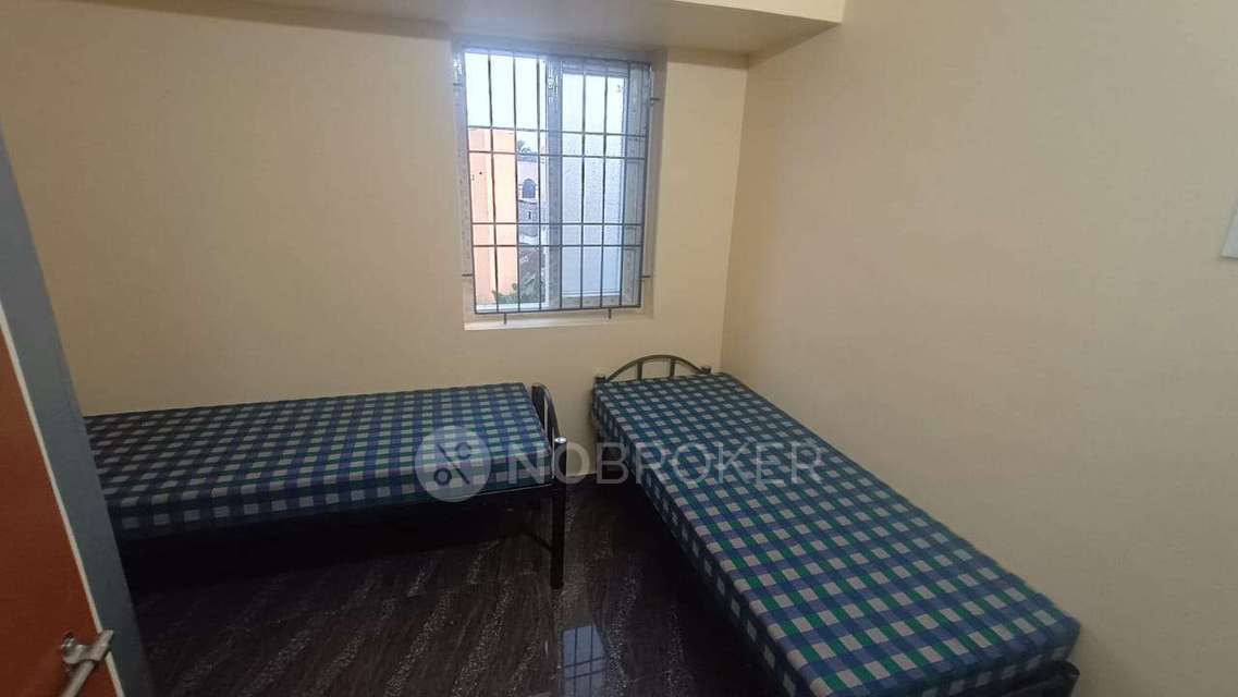 PG for Girls in 60, Mgr Street