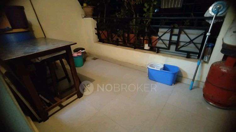 1 BHK Flat In Mantri Market for Rent  In Hadapsar