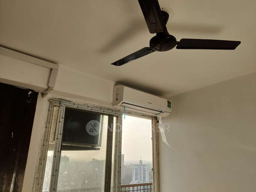 2 BHK Flat In Vedantam Minaret, Indirapuram For Sale  In Indirapuram