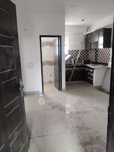 2 BHK Flat In Vedantam Minaret, Indirapuram For Sale  In Indirapuram