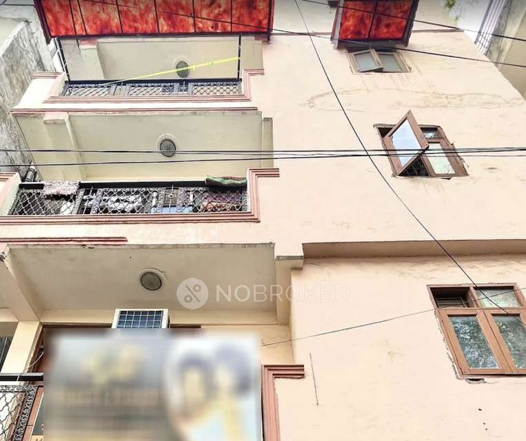 PG for Boys in  Sarvapriya Vihar,