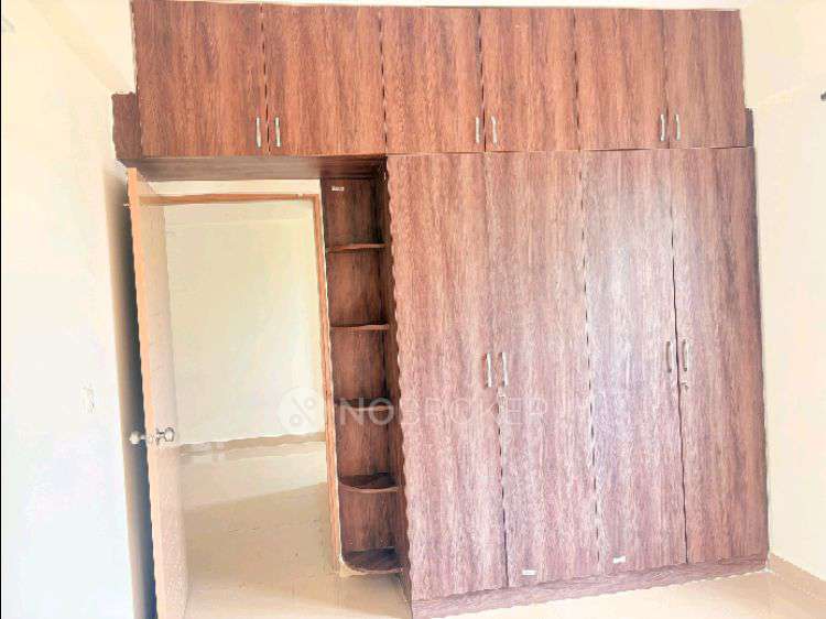 Single Room for Male In 1 BHK  In Panathur