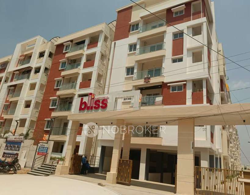 2 BHK Flat In Sri Karthikeye Heigths  For Sale  In Bachupally