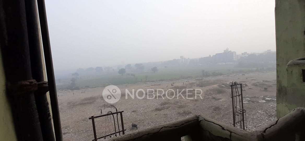 1 BHK Flat In  Gda Ews  For Sale  In Pratap Vihar