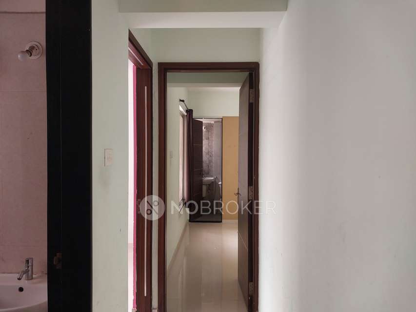 2 BHK Flat In Destination Memoir For Sale  In Pimpri-chinchwad