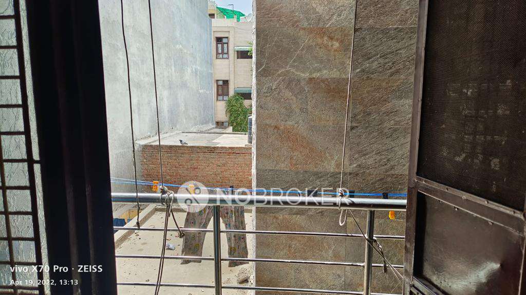 3 BHK Flat For Sale  In Uttam Nagar