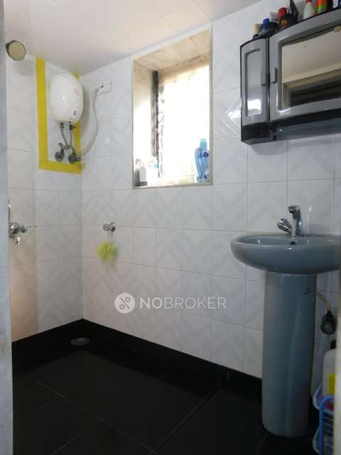 3 BHK Flat In Krishna Leela Society For Sale  In Goregaon West,  