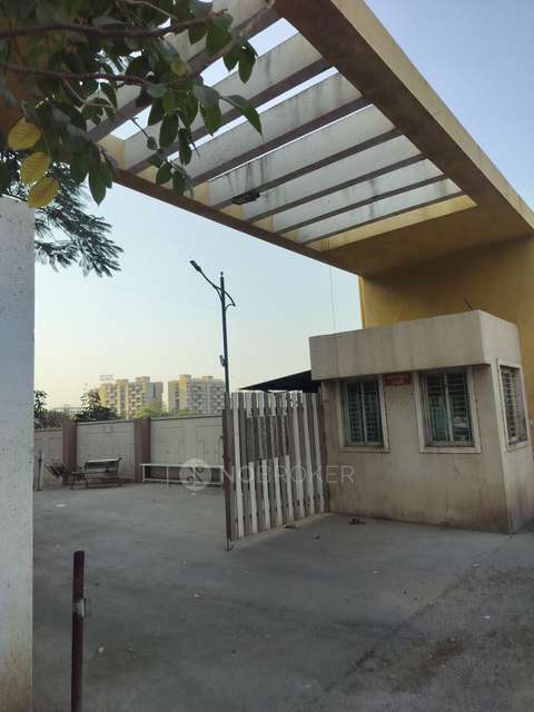 1 BHK Flat In Hill View For Sale  In Pisoli