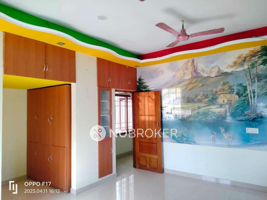 4+ BHK Flat In Standalone Building  For Sale  In Kovur