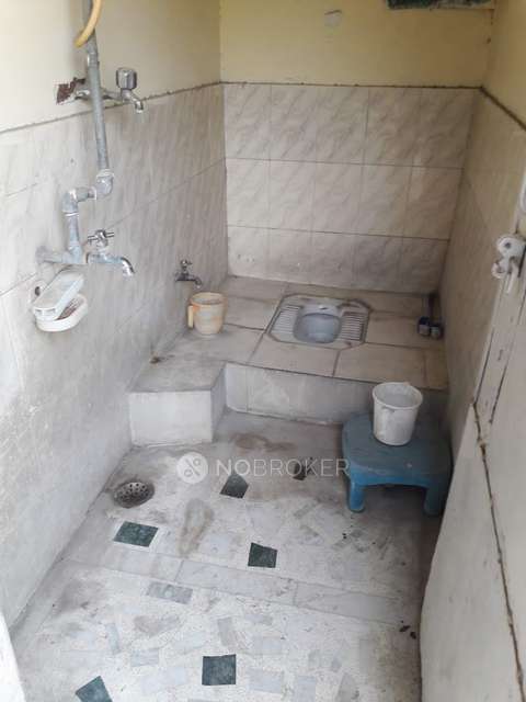 PG for Girls in Kalkaji