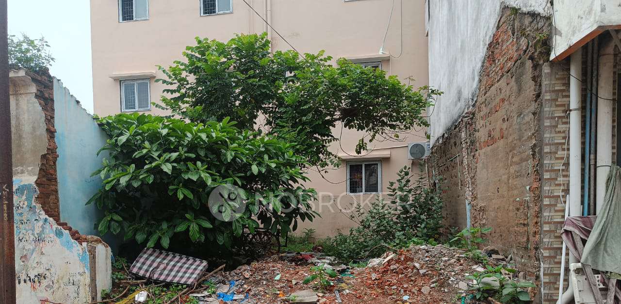 Godown/Warehouse in Kundrathur Bus Stand, Chennai for Rent 