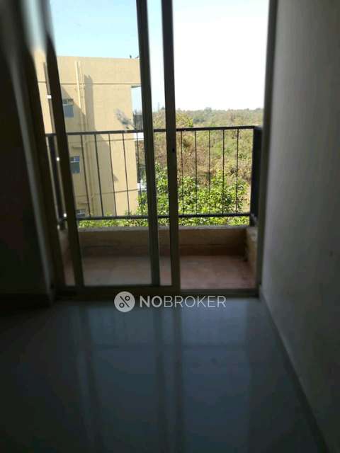 1 RK Flat In Vbhc Greenglade For Sale  In Palghar East