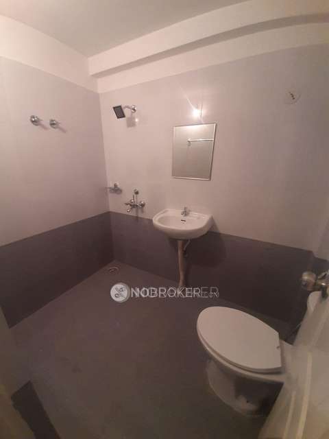 3 BHK Flat In Whistling Woods For Sale  In Yelahanka