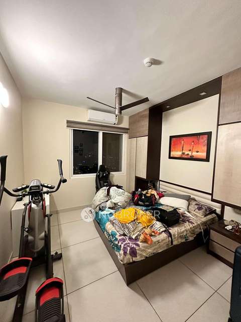 2 BHK Flat In Prestige Lakeside Habitat For Sale  In Varthur