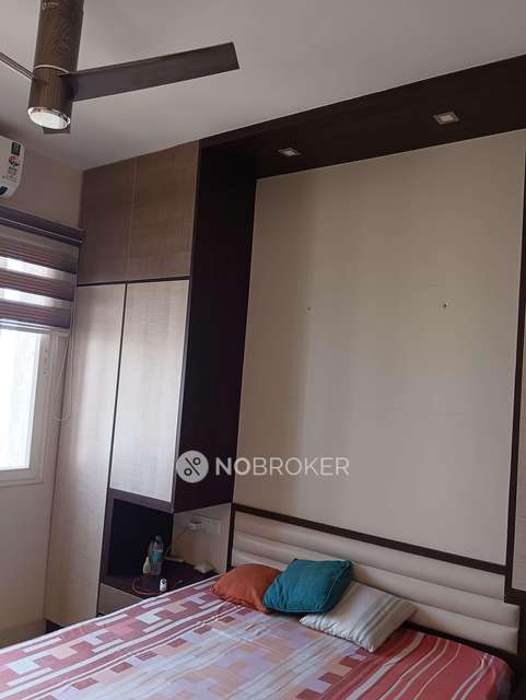 2 BHK Flat In Prestige Lakeside Habitat For Sale  In Varthur