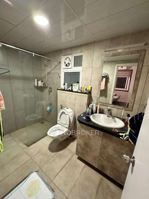 2 BHK Flat In Prestige Lakeside Habitat For Sale  In Varthur