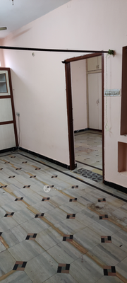 2 BHK Flat In Standalone Building  for Rent  In Banjara Hills