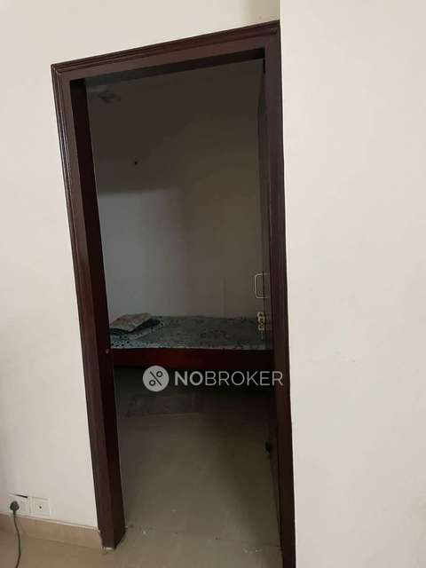 4 BHK Flat In 21st Milestone Residency For Sale  In Raj Nagar Extension