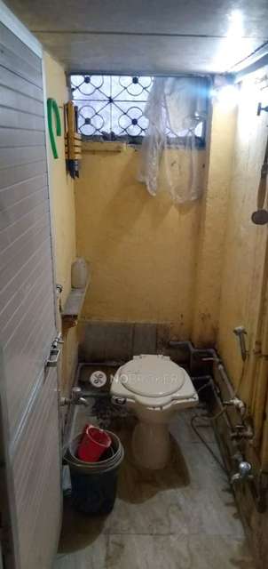 1 RK House For Sale  In Malad East