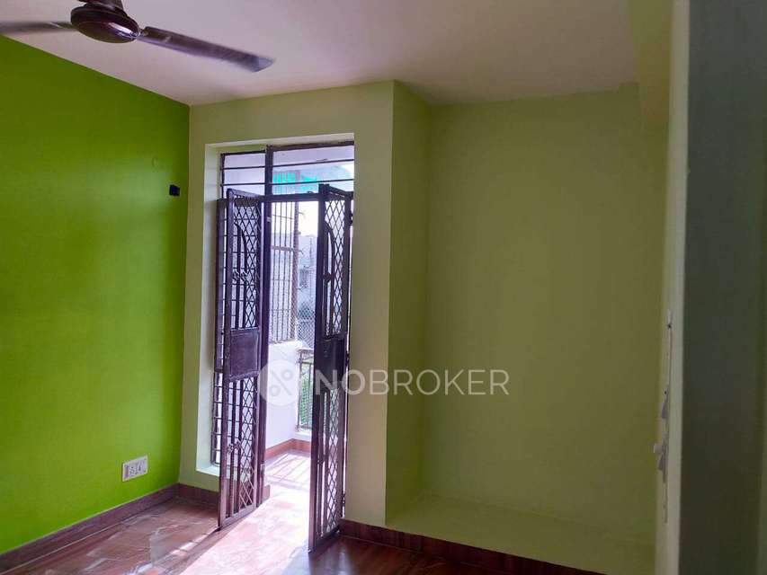 2 BHK Flat In Baghban Appartments For Sale  In Rohini