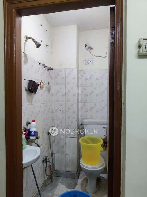 3 BHK Flat In Jasola Village For Sale  In Jasola