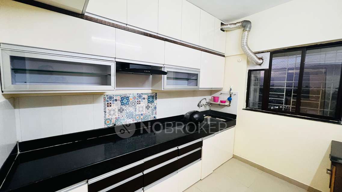 2 BHK Flat In Kalpataru Serenity for Rent  In Manjri Bk