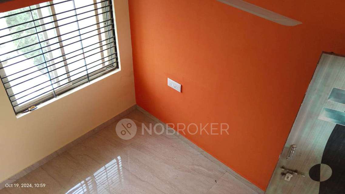 1 RK House for Rent  In  Dwarakanagar 