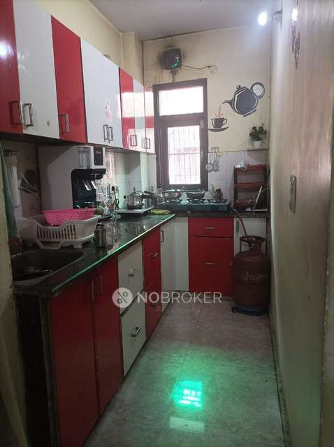2 BHK Flat In Sai Kuteer Apartmnet For Sale  In  Shaheed Nagar
