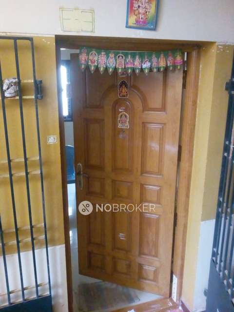 2 BHK Flat In Golden Gate For Sale  In Pammal