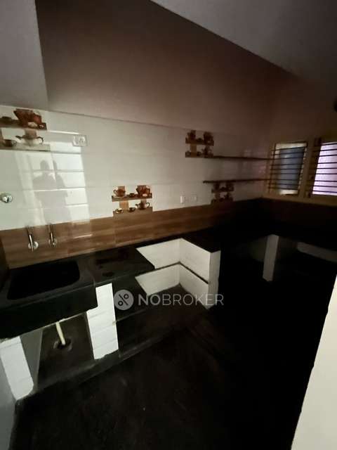 1 BHK House for Rent  In Palace Guttahalli