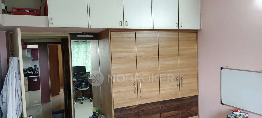 Runwal Paradise Kothrud Rent WITHOUT BROKERAGE Semifurnished 2 BHK