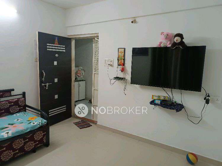 1 RK Flat In Swami Plaza  For Sale  In Narhe 