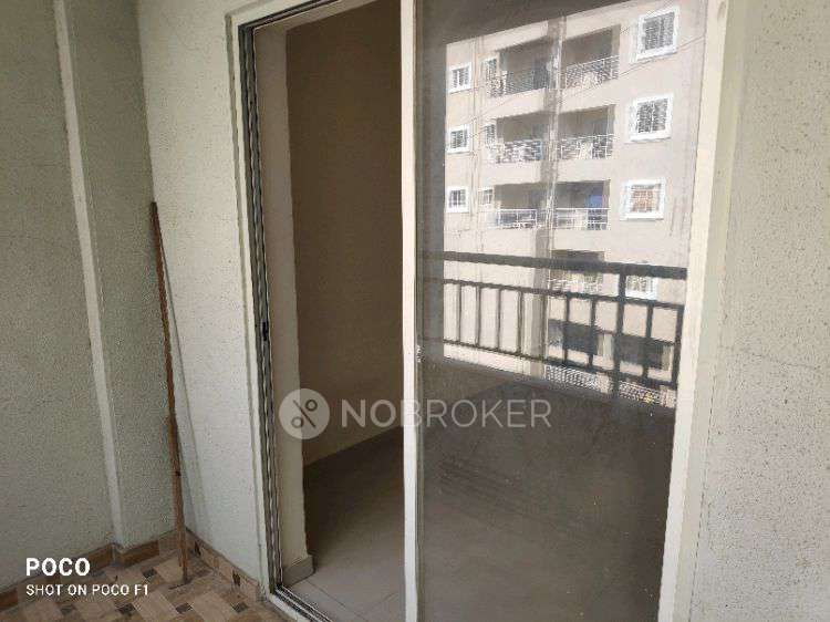 1 RK Flat In Swami Plaza  For Sale  In Narhe 