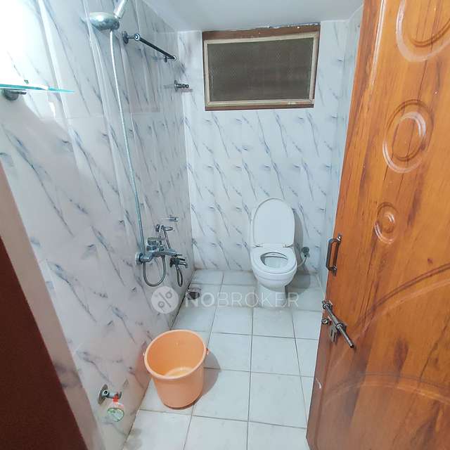 4 BHK Flat In Sri Sai Vyshnavi For Sale  In Puppal Guda