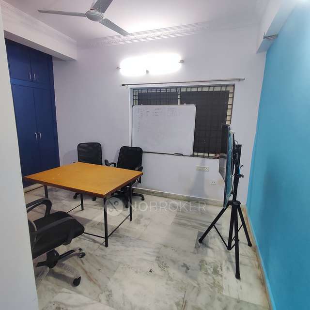 4 BHK Flat In Sri Sai Vyshnavi For Sale  In Puppal Guda