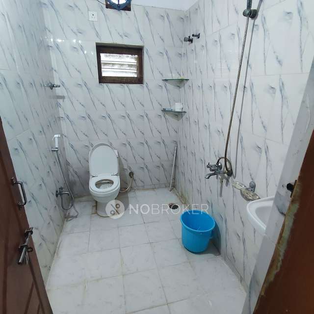 4 BHK Flat In Sri Sai Vyshnavi For Sale  In Puppal Guda