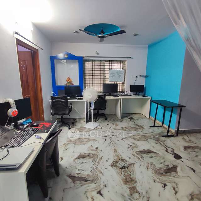 4 BHK Flat In Sri Sai Vyshnavi For Sale  In Puppal Guda