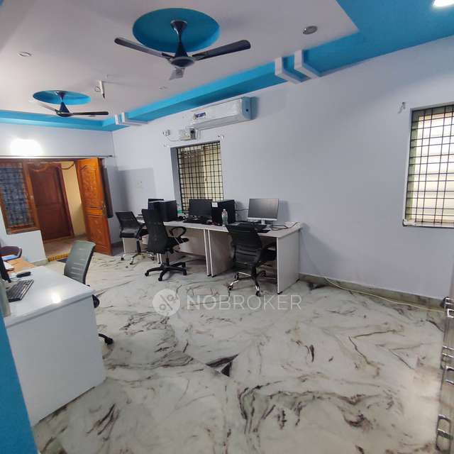 4 BHK Flat In Sri Sai Vyshnavi For Sale  In Puppal Guda