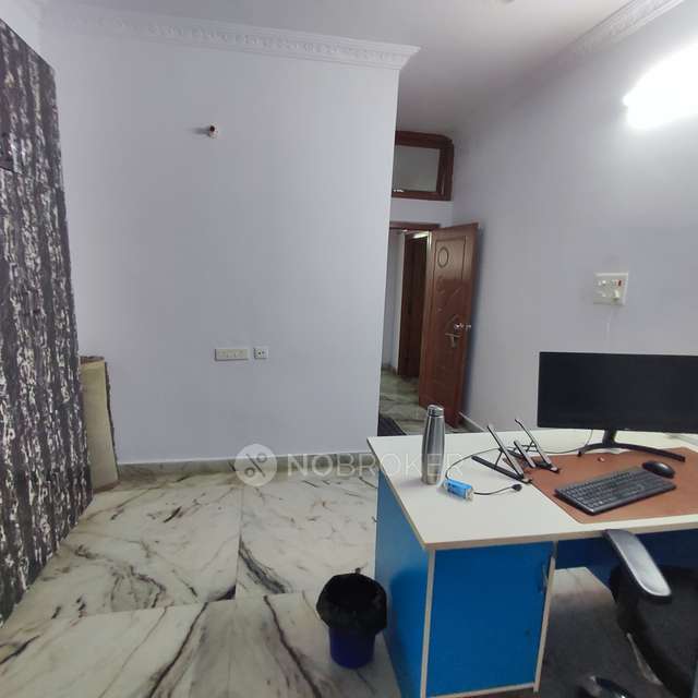 4 BHK Flat In Sri Sai Vyshnavi For Sale  In Puppal Guda